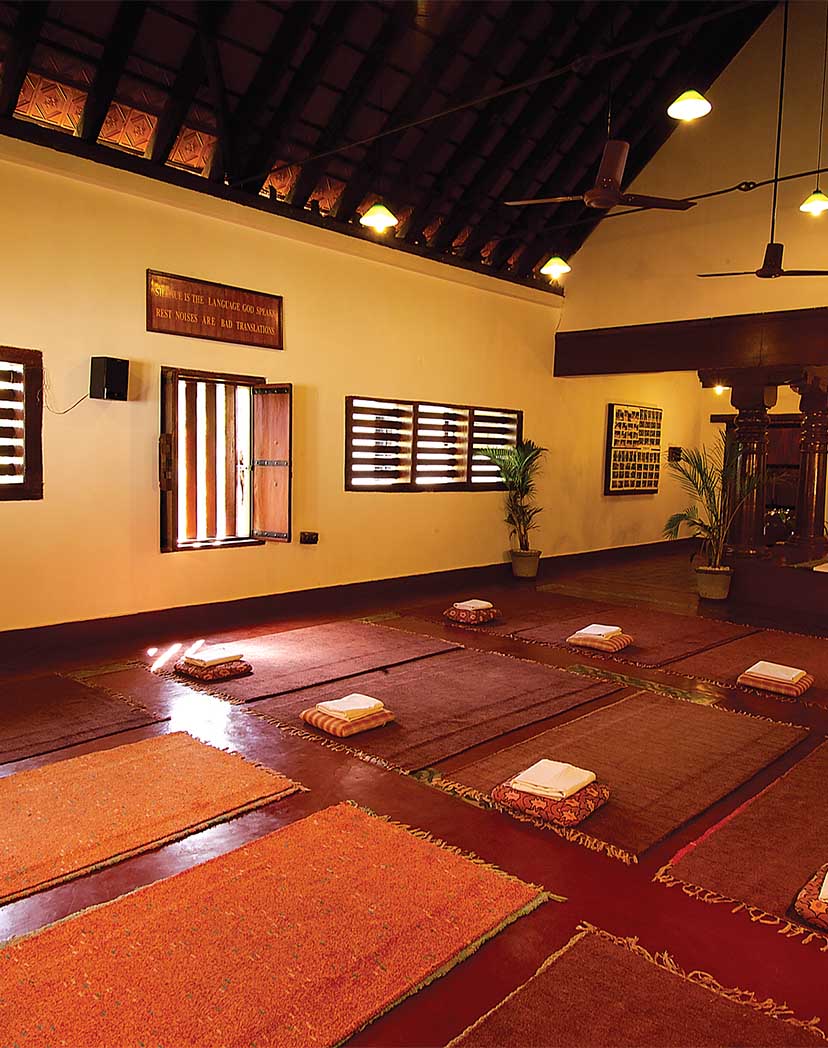 Kerala Ayurveda - Yoga Meditation